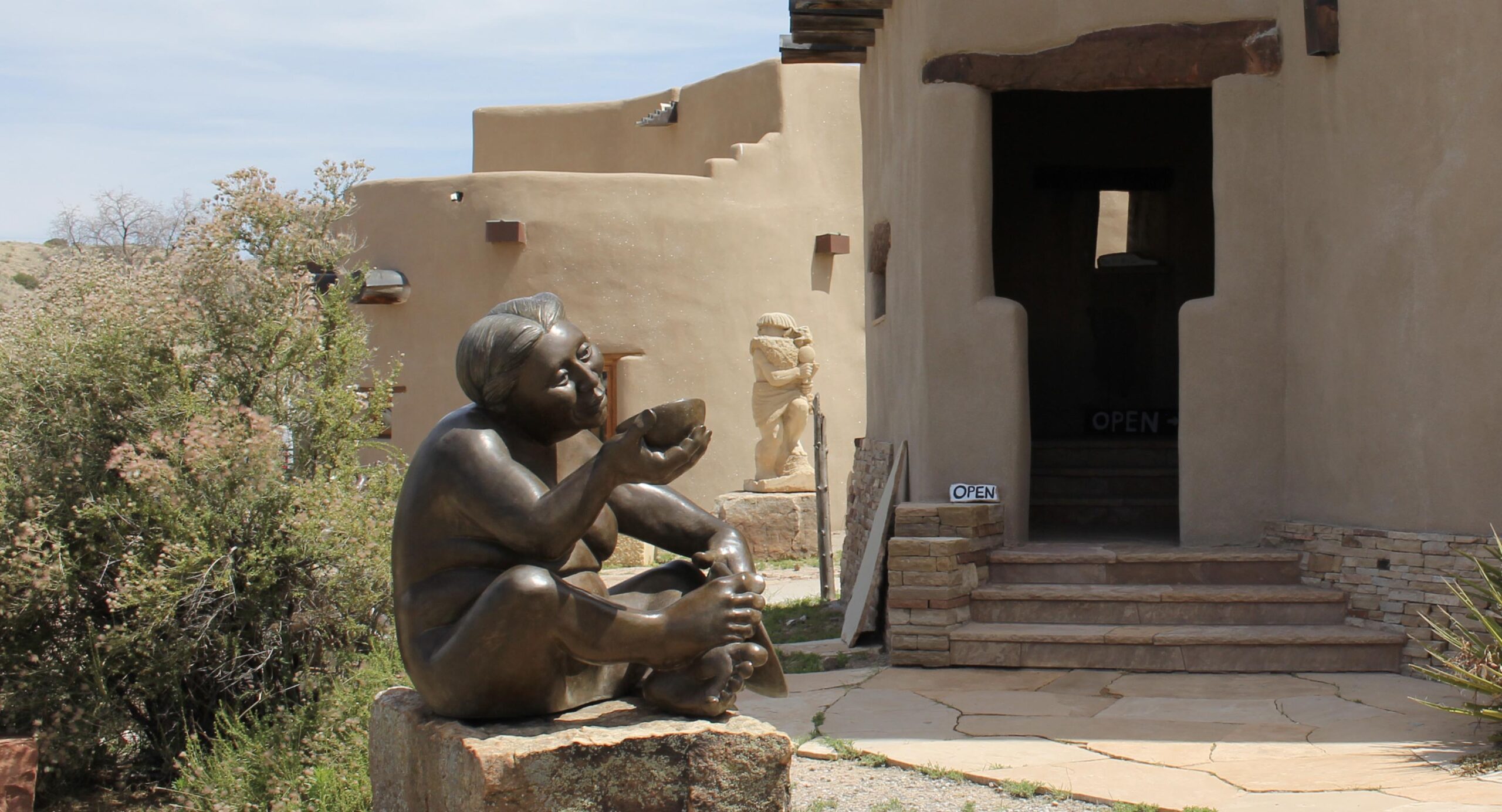 Honoring Tewa Tradition and Supporting Native Artists